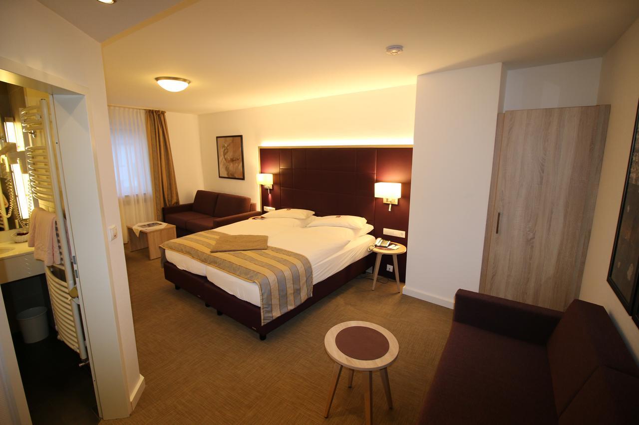 Hotel Zum Adler 본 외부 사진