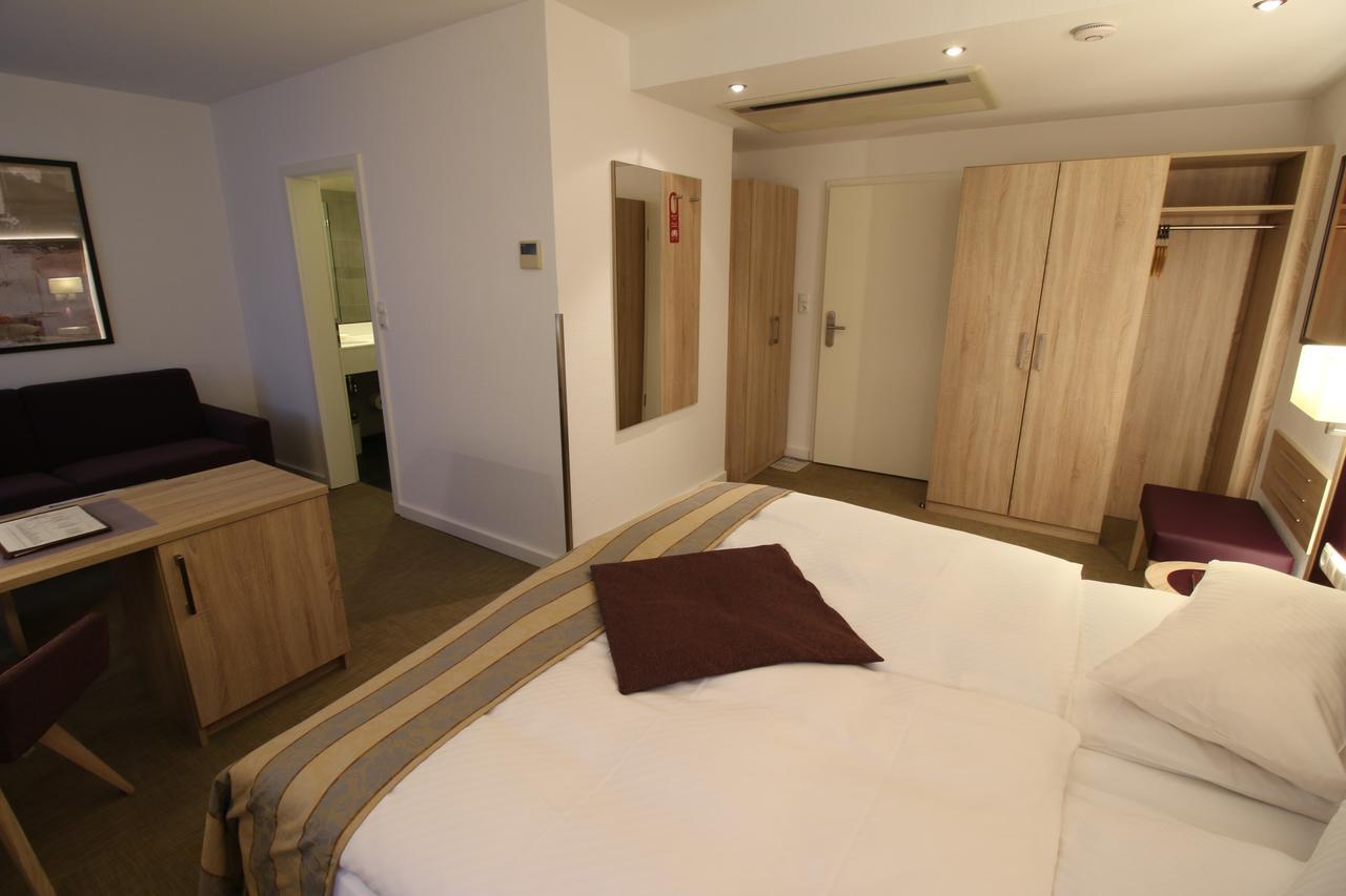 Hotel Zum Adler 본 외부 사진