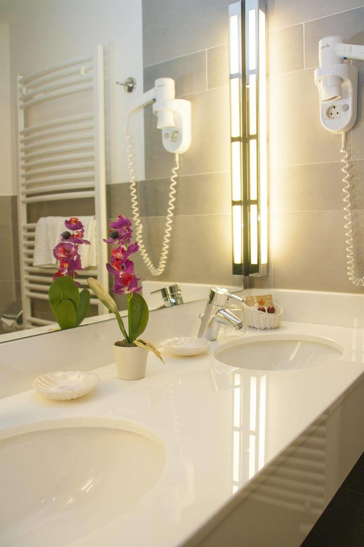 Hotel Zum Adler 본 외부 사진