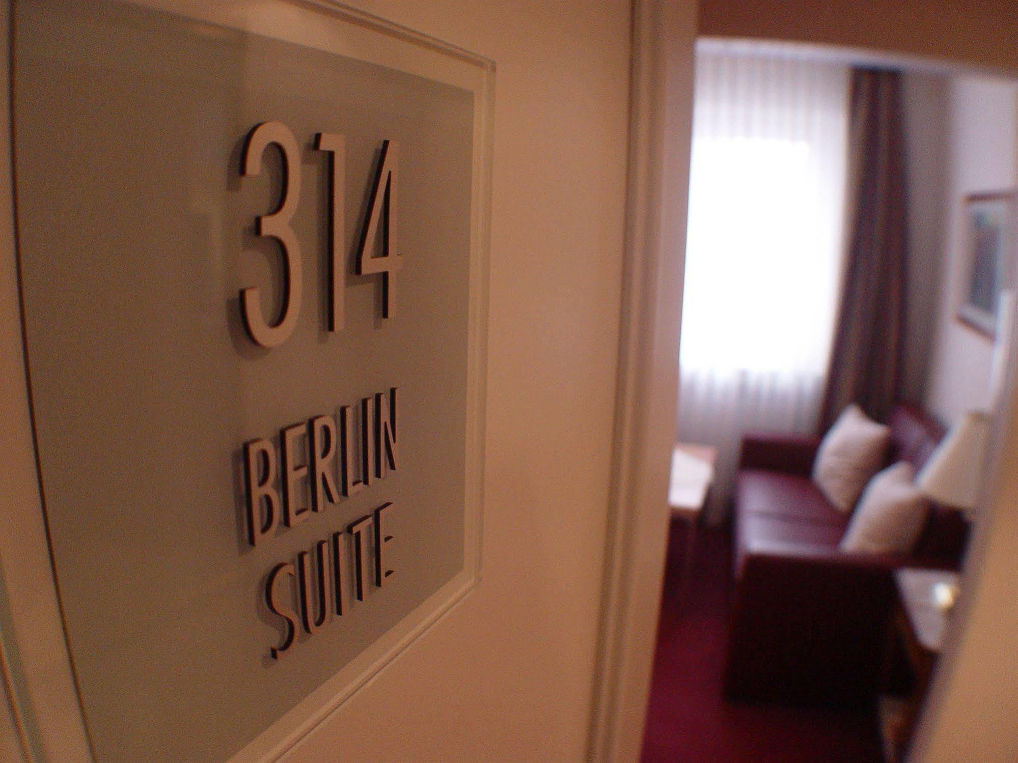 Hotel Zum Adler 본 외부 사진