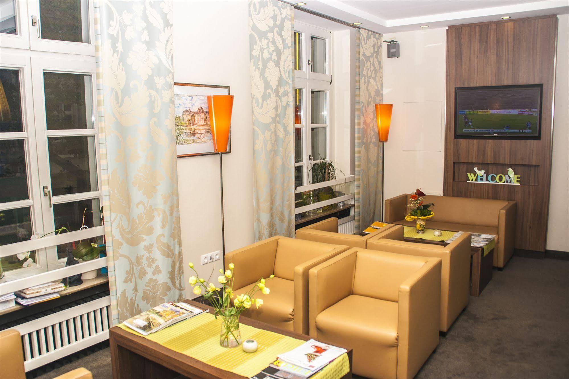 Hotel Zum Adler 본 외부 사진