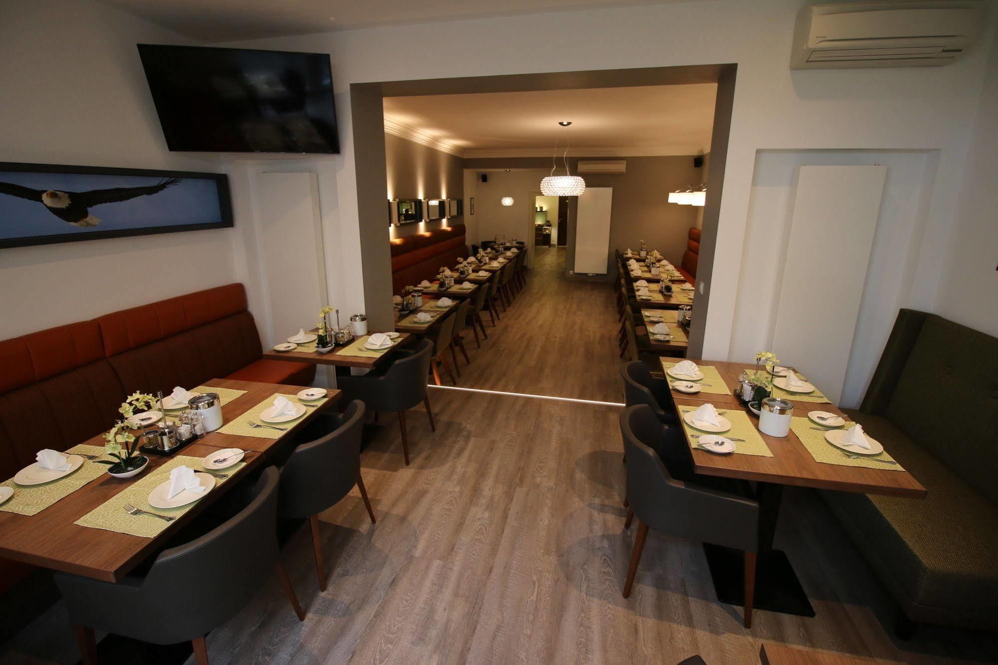 Hotel Zum Adler 본 외부 사진